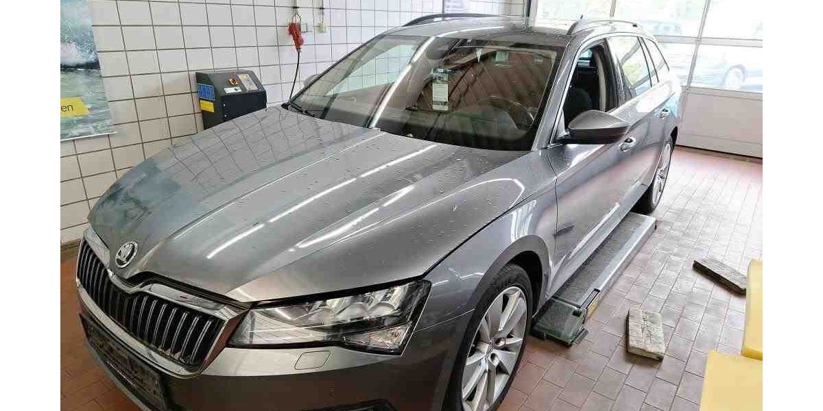 Skoda Superb 117.000 km 21.490 &euro; Braunschweig Wenden 38110