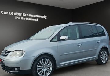 VW Touran 199.500 km 4.999 &euro; Braunschweig 38120
