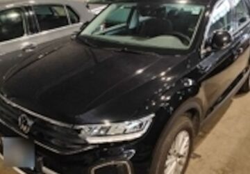 VW T-Roc 24.000 km 23.490 &euro; Braunschweig 38114