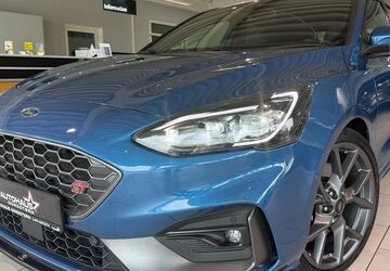 Ford Focus 65.000 km 22.990 &euro; Braunschweig 38114