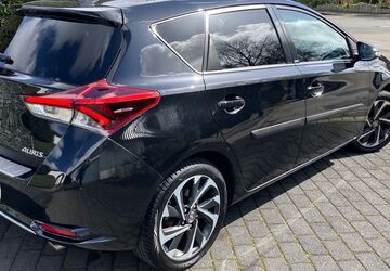 Toyota Auris 82.000 km 11.700 &euro; Gifhorn 38518