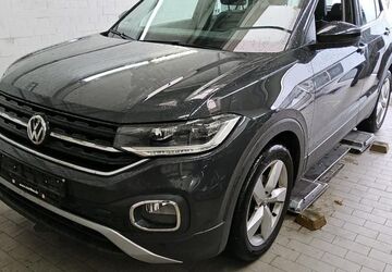 VW T-Cross 215.308 km 13.990 &euro; Braunschweig 38122