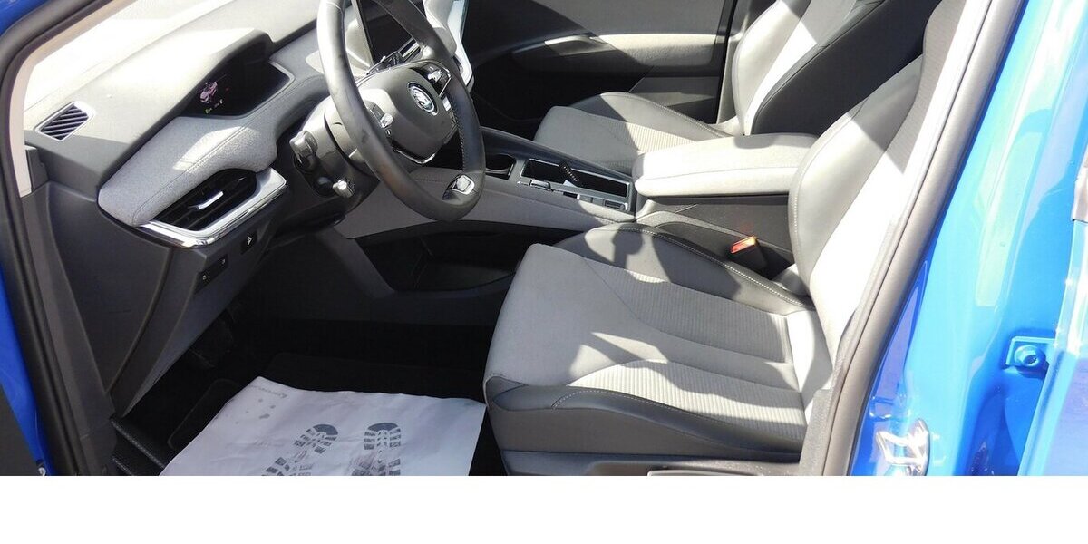 Skoda Enyaq iV 50 1-Gang Elektrik Automatic Klima Navi 29.800 km 20.990 &euro; Vordorf 38533