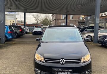 VW Touran 163.000 km 8.900 &euro; Braunschweig 38114