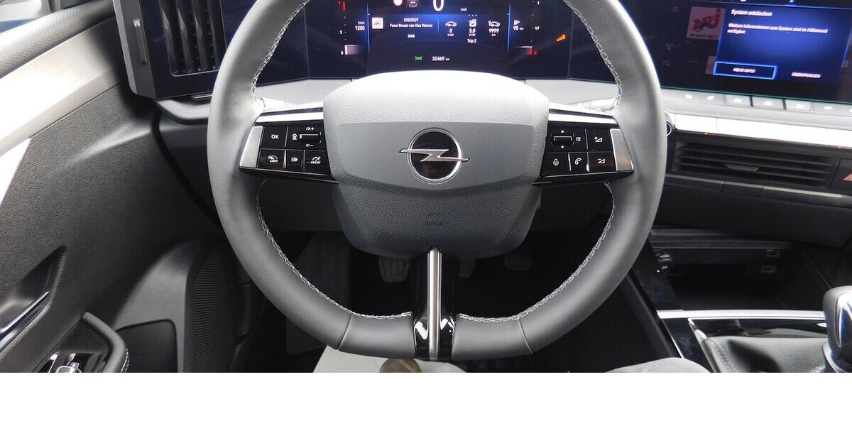 Opel Astra 1.2 TSI 4Trg Klima Navi Alu 32.500 km 15.990 &euro; Vordorf 38533