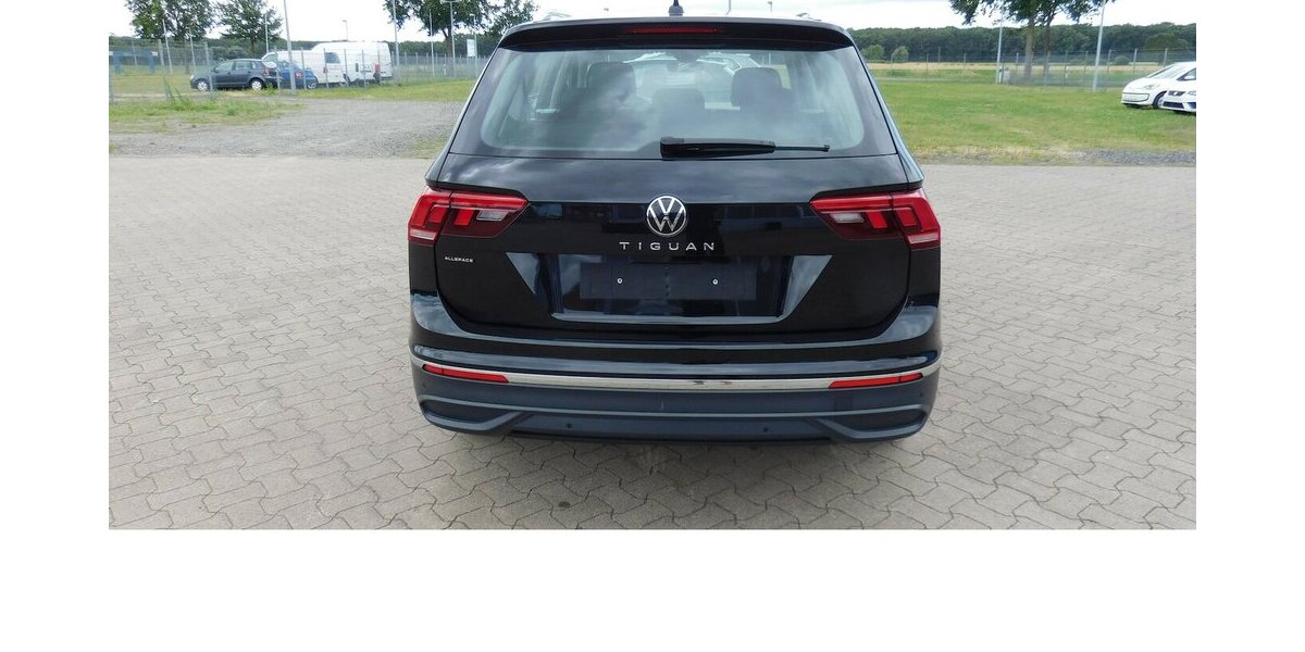 VW Tiguan Allspace 1.5 TSI Life 7 Sitze Navi DSG 26.300 km 29.690 &euro; Vordorf 38533