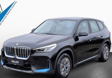 BMW iX1 10.633 km 31.990 &euro; Braunschweig 38112
