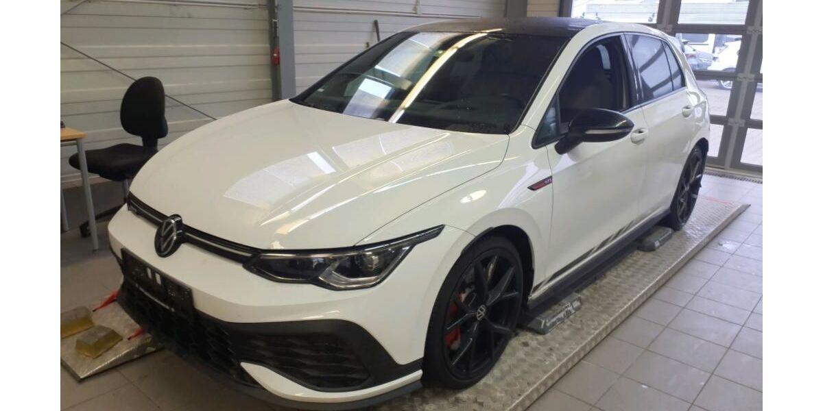 VW Golf 57.380 km 33.890 &euro; Braunschweig 38114