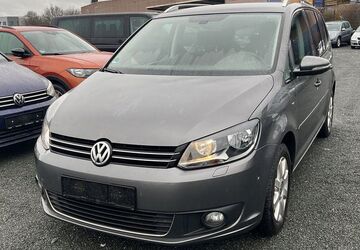 VW Touran 168.050 km 8.990 &euro; Braunschweig Wenden 38110