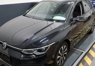 VW Golf 49.999 km 24.490 &euro; Braunschweig Wenden 38110