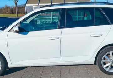 Skoda Fabia 108.000 km 6.900 &euro; Peine 31228