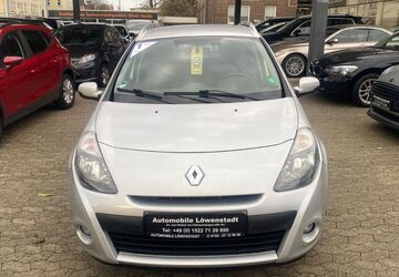 Renault Clio 157.000 km 3.590 &euro; Braunschweig 38114