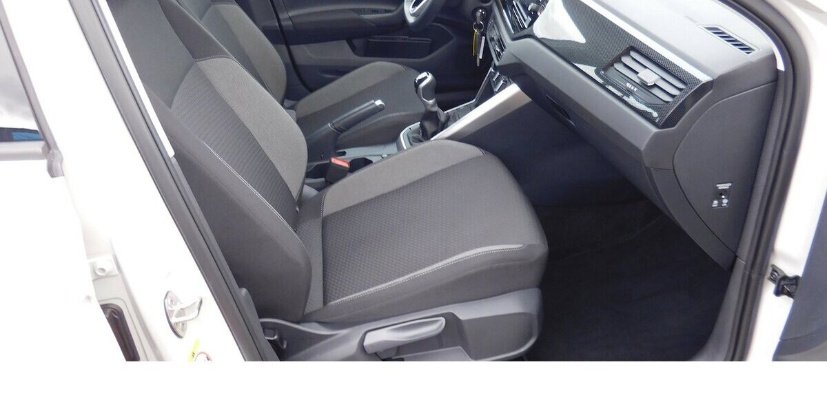 VW Polo 1.0 Life MPI BMT 4Trg Klima Navi LED 26.500 km 15.690 &euro; Vordorf 38533