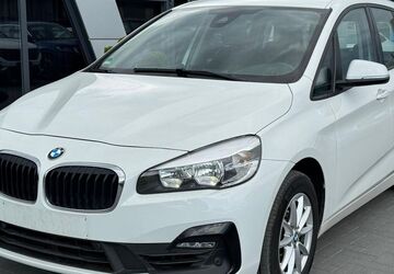 BMW 216 165.227 km 13.990 &euro; Braunschweig 38122