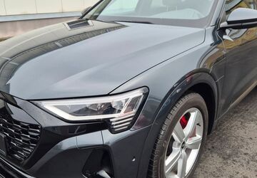 Audi Q8 e-tron 16.700 km 37.990 &euro; Braunschweig 38112