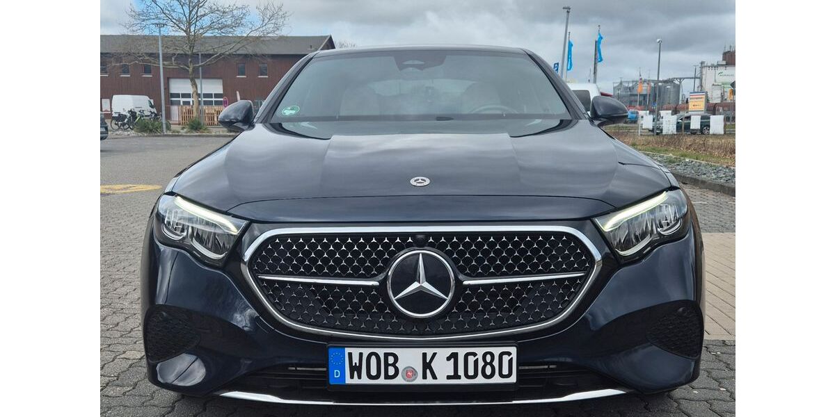 Mercedes-Benz E 300 41.800 km 45.000 &euro; Wolfsburg 38444