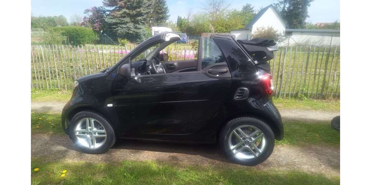 Smart forTwo 22.800 km 12.300 &euro; Schladen 38315