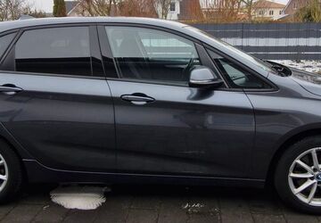 BMW 225 Active Tourer 68.000 km 15.350 &euro; Vechelde 38159