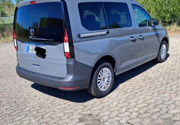 VW Caddy 5.500 km 29.999 &euro; Wolfsburg 38442