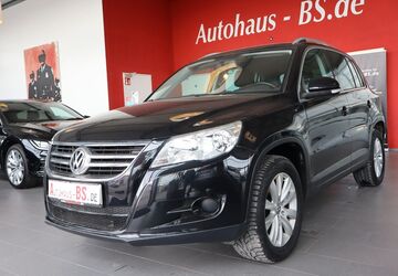 VW Tiguan 159.211 km 6.890 &euro; Braunschweig 38116