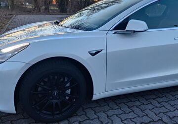 Tesla Model 3 100.000 km 22.400 &euro; Adenbüttel 38528
