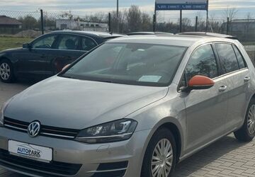 VW Golf 124.000 km 8.490 &euro; Lengede 38268